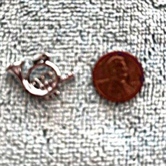 French Horn Instrument Charm 1970's - Picture 4 of 4